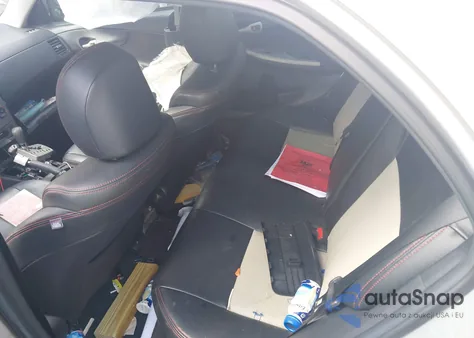 2012 Toyota Corolla S z USA, uszkodzony, nr VIN 5YFBU4EE7CP007241